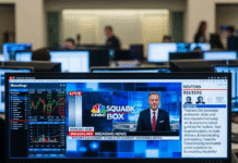 สรุปสถานการณ์เศรษฐกิจและการเงินโลก: อัปเดตล่าสุดจาก Bloomberg, CNBC, และ Reuters
