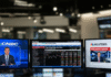 สรุปข่าวเด่น: อัพเดทสถานการณ์เศรษฐกิจและการเงินโลกจาก Bloomberg, CNBC, และ Reuters
