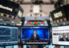 สรุปข่าวเด่นเศรษฐกิจโลก: การปฏิวัติชิป AI ของ Nvidia – มุมมองจาก Bloomberg, CNBC, และ Reuters